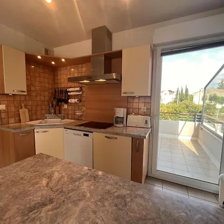 Lumineux A 1,5 Km De La Avec 2 Terrasses - - Fr-1-226a-159 Fréjus
