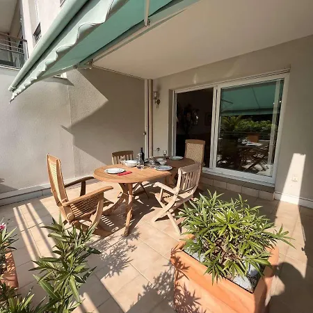 Lumineux A 1,5 Km De La Avec 2 Terrasses - - Fr-1-226a-159 Fréjus